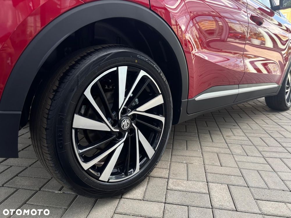 MG ZS 1.5 HEV+ Exclusive - 17