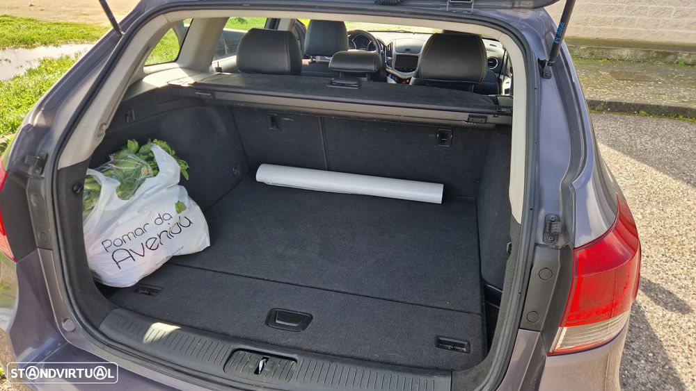 Chevrolet Cruze SW 1.7 VCDi LTZ - 18