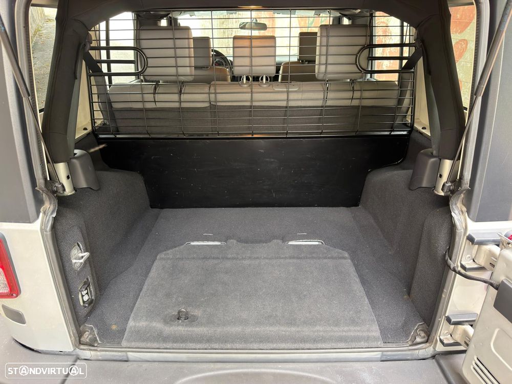 Jeep Wrangler Unlimited 2.8 CRD MTX Sahara - 19