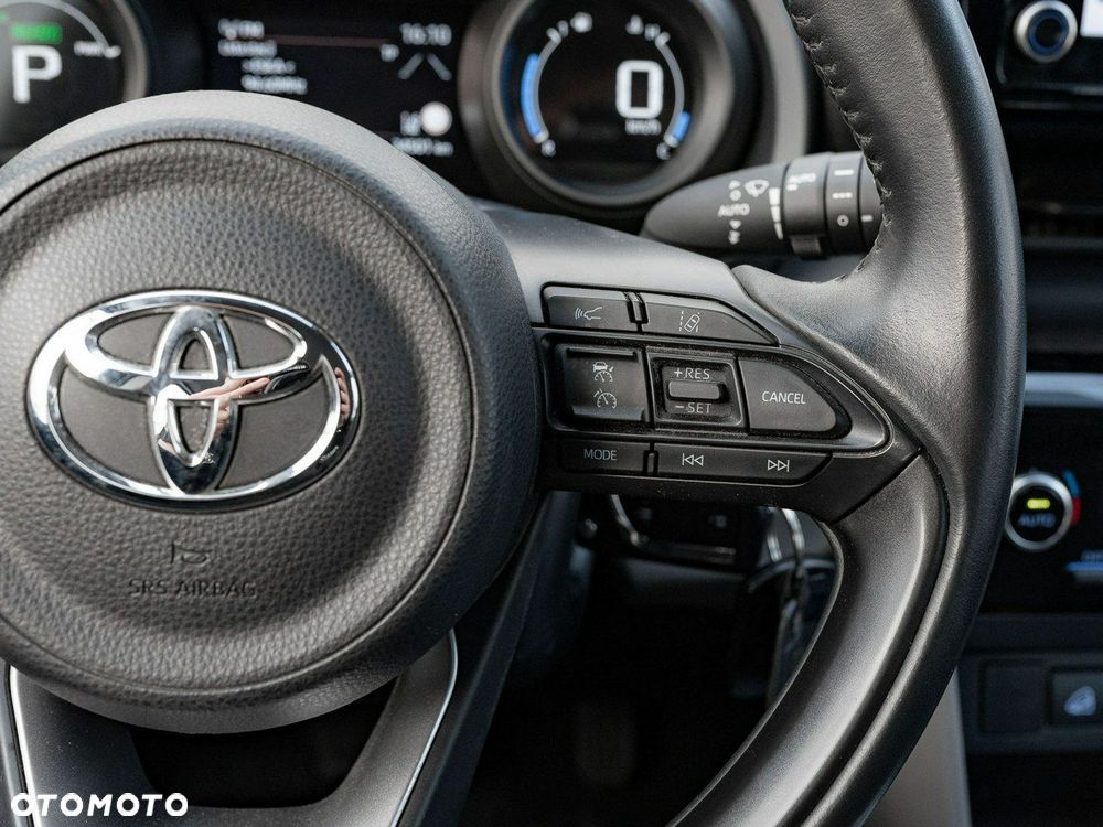 Toyota Yaris Cross - 16