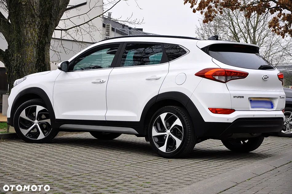Hyundai Tucson blue 1.7 CRDi 2WD DCT Premium - 8