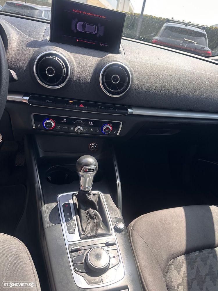 Audi A3 Sportback 2.0 TDI S tronic sport - 8