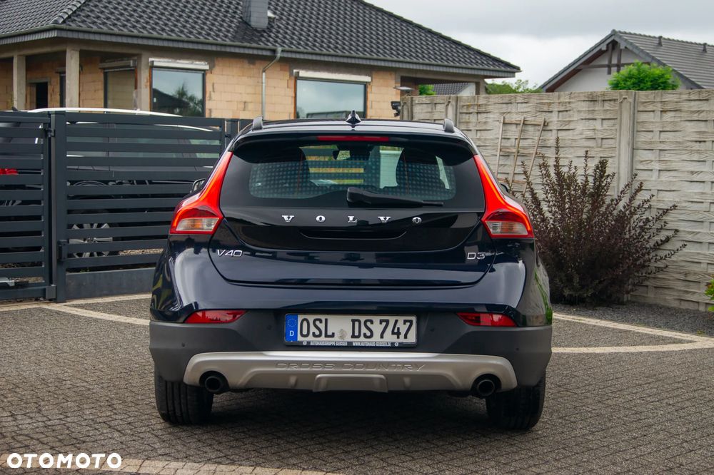 Volvo V40 Cross Country D3 Geartronic Momentum - 10