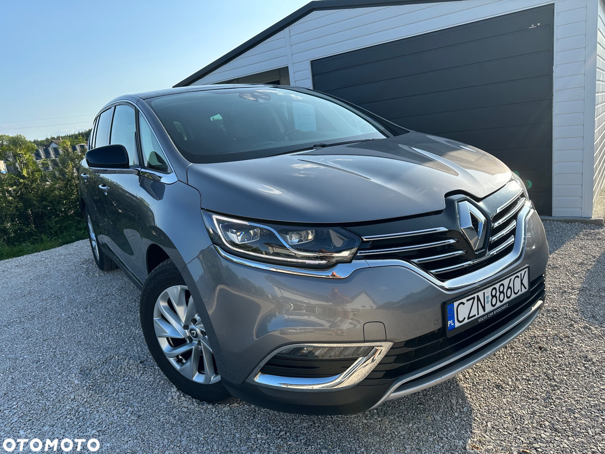 Renault Espace 1.6 dCi Energy Initiale Paris EDC 7os - 27