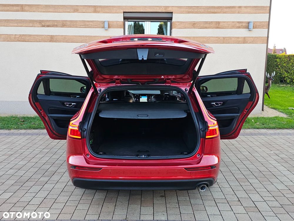 Volvo V60 D3 Geartronic Momentum Pro - 36