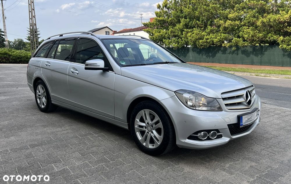 Mercedes-Benz Klasa C 220 CDI DPF (BlueEFFICIENCY) - 10