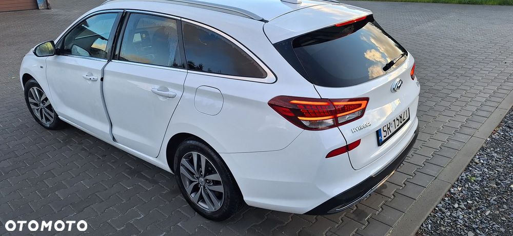 Hyundai i30 1.5 T-GDI 48V Comfort - 4