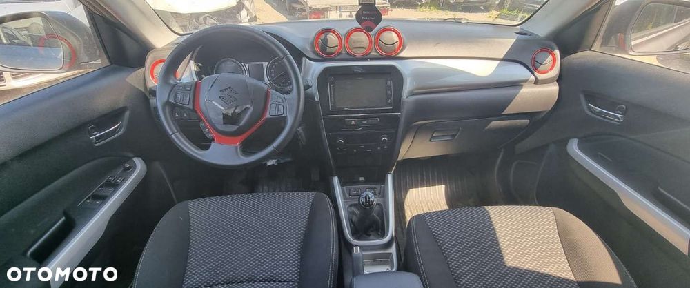 Suzuki Vitara - 7