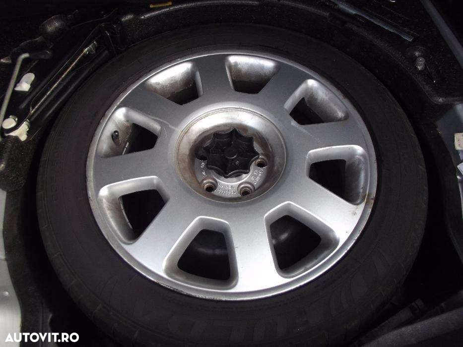 Roata rezerva VW Phaeton R18 capac roata rezerva mocheta releu cric - 3