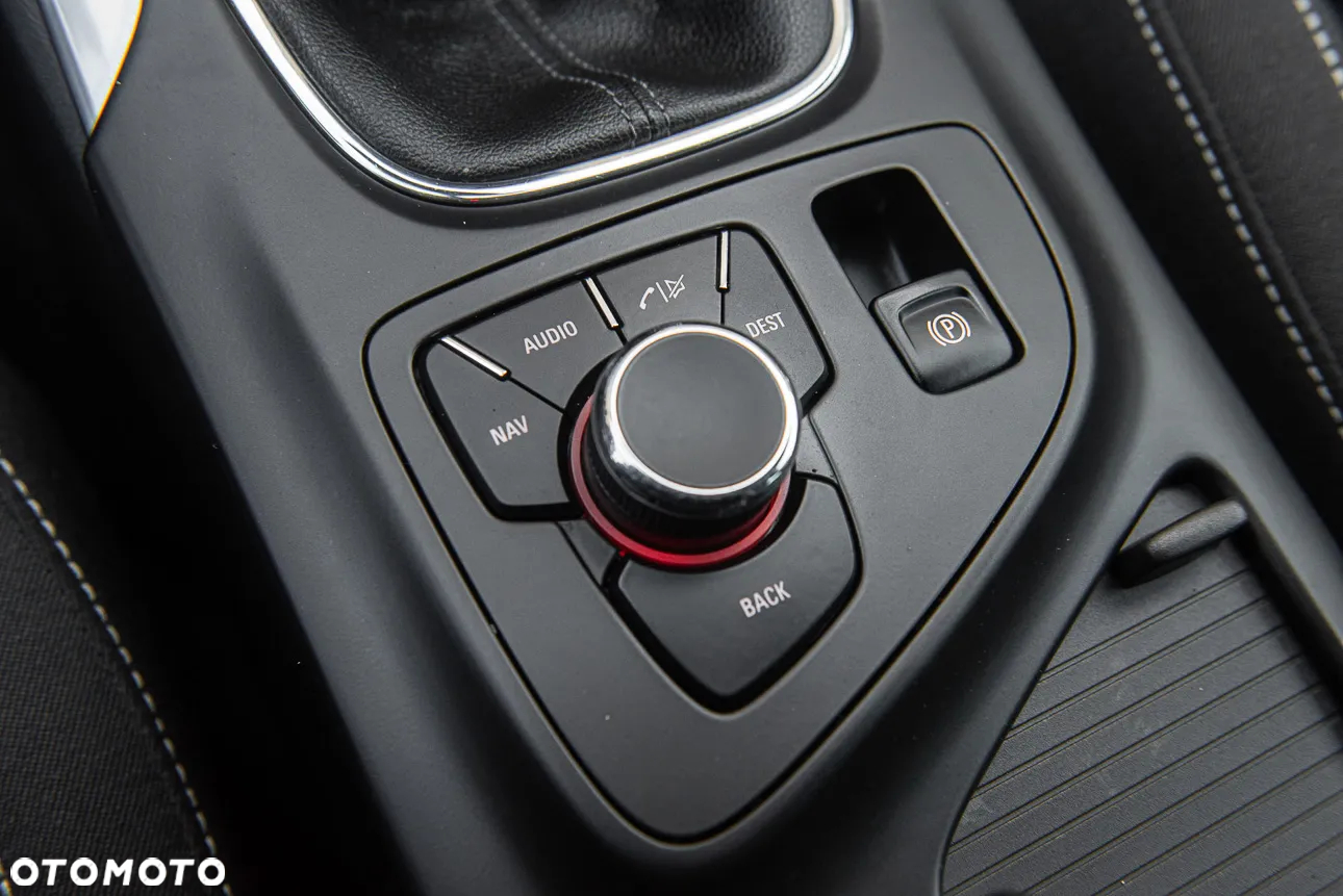 Opel Insignia 2.0 T Cosmo - 24