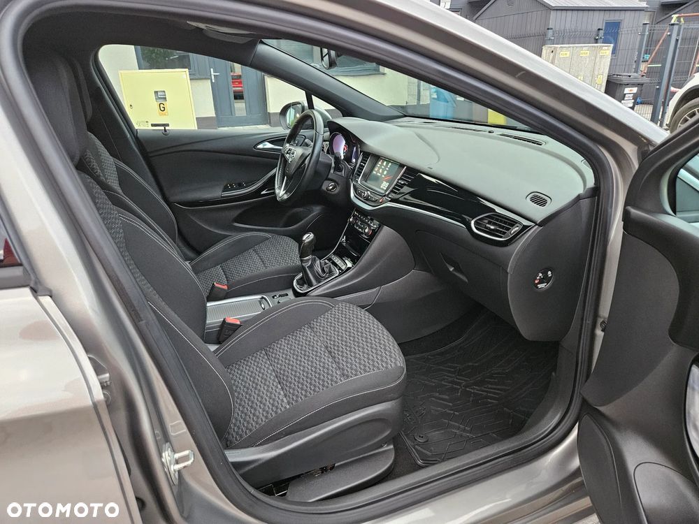 Opel Astra 1.6 D (CDTI) Start/Stop Dynamic - 8
