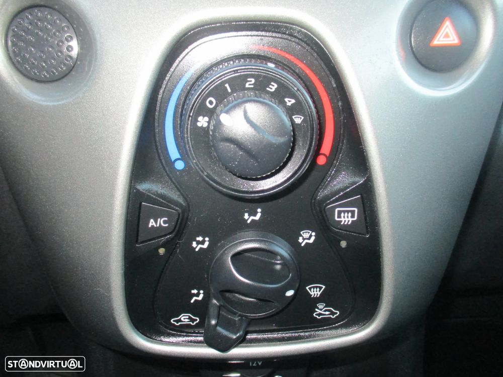 Citroën C1 1.0 VTi Feel ETG - 14