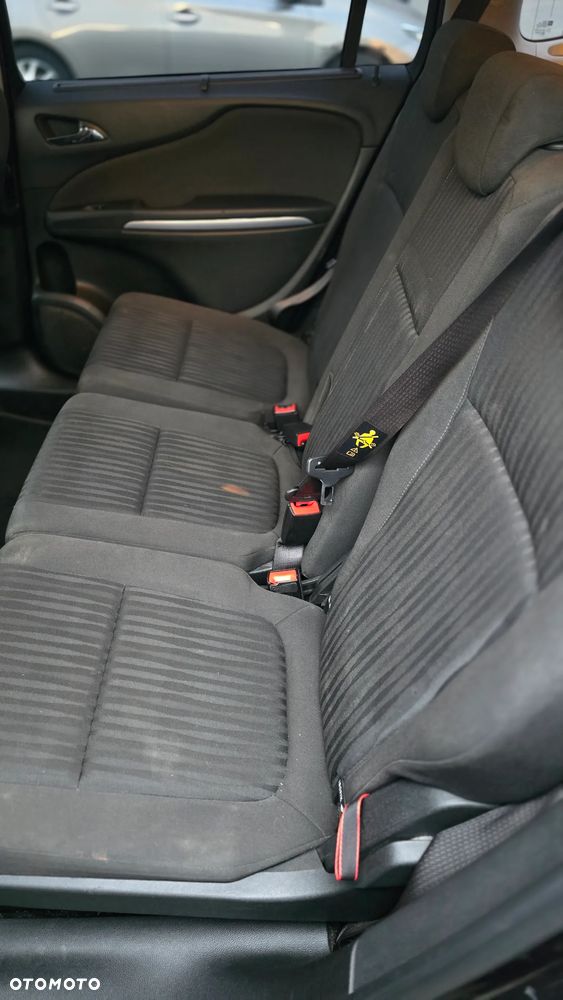 Opel Zafira - 18