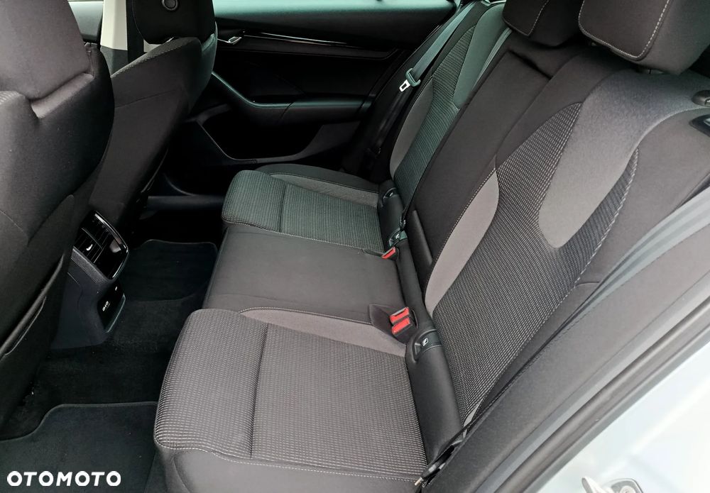 Skoda Octavia 1.4 TSI Plug-In Hybrid Sportline DSG - 25