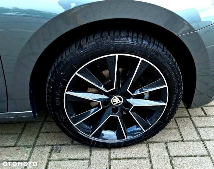 Skoda Fabia 1.0 TSI Black Edition DSG - 11