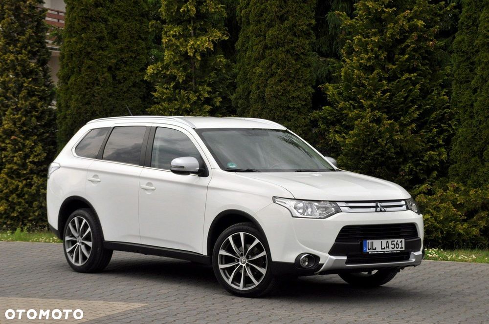 Mitsubishi Outlander - 3