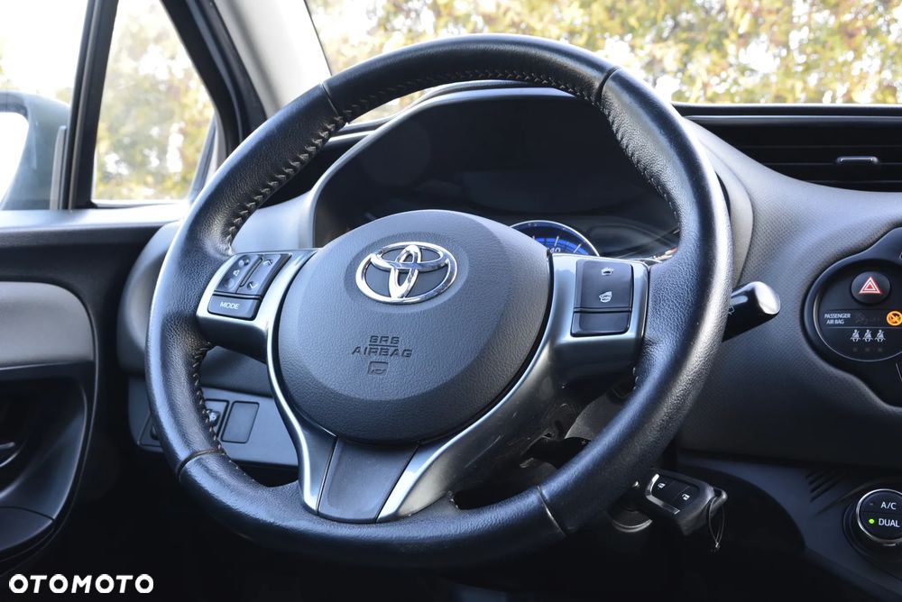 Toyota Yaris 1.5 VVT-i Style Selection - 8