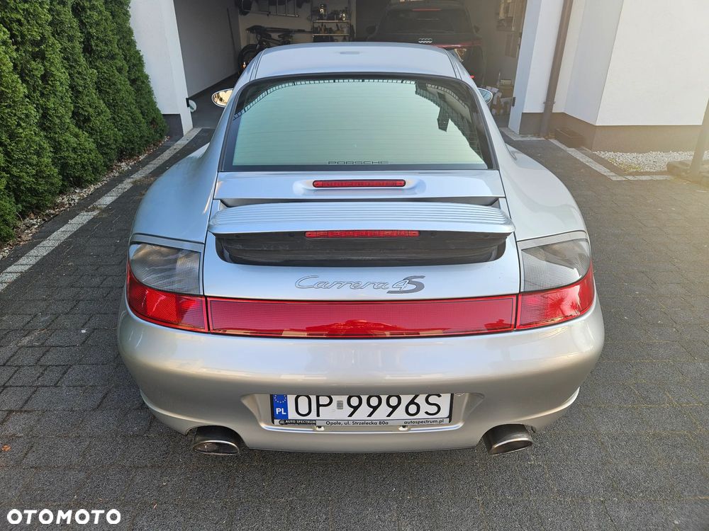 Porsche 911 - 18