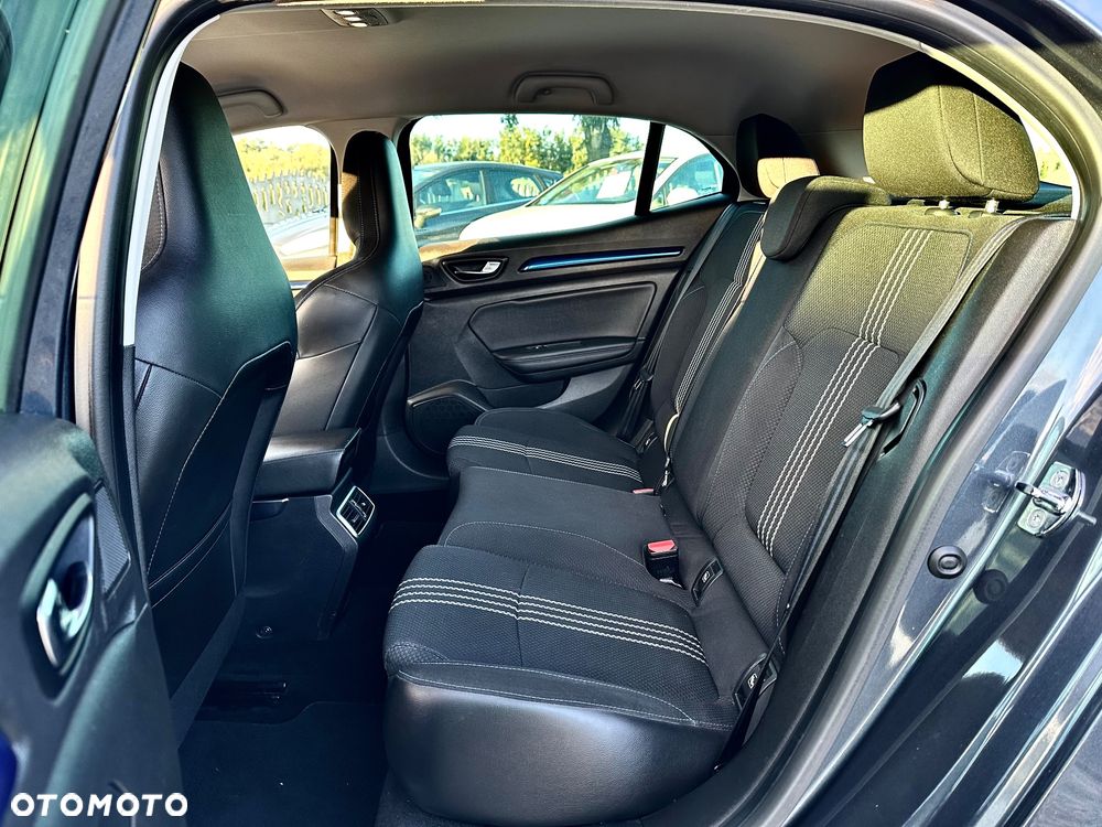 Renault Megane ENERGY dCi 130 GT LINE - 23
