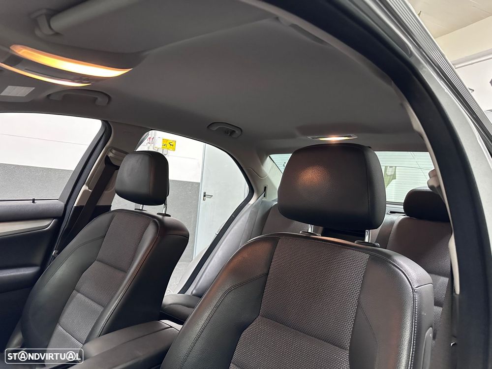 Mercedes-Benz C 220 d Avantgarde - 12