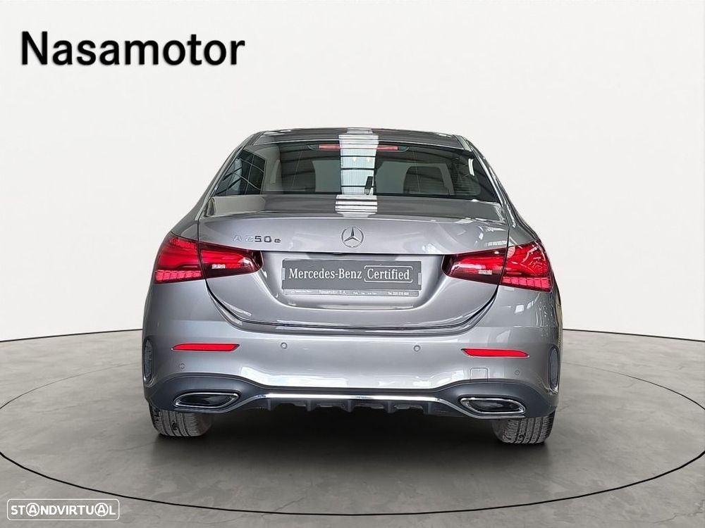 Mercedes-Benz A 250 Limousine - 3