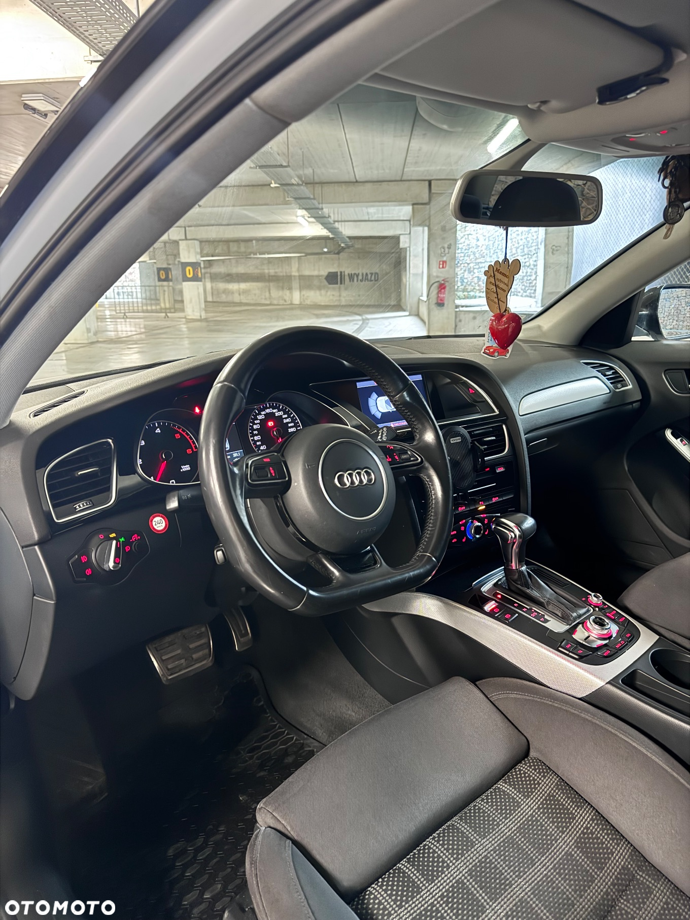 Audi A4 - 8