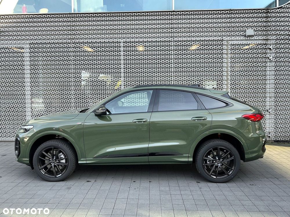 Audi Q5 Sportback - 6