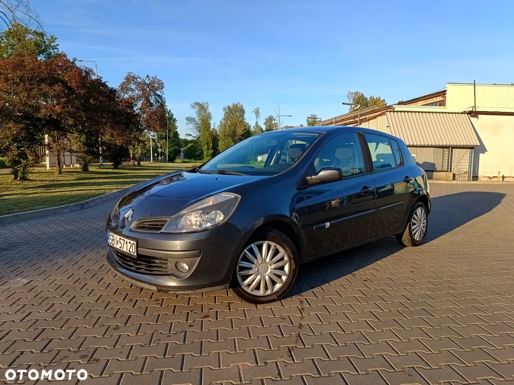 Renault Clio 1.6 16V Exception - 1