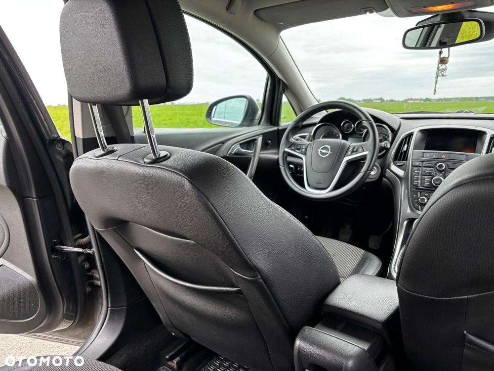 Opel Astra 1.4 T Sport - 9