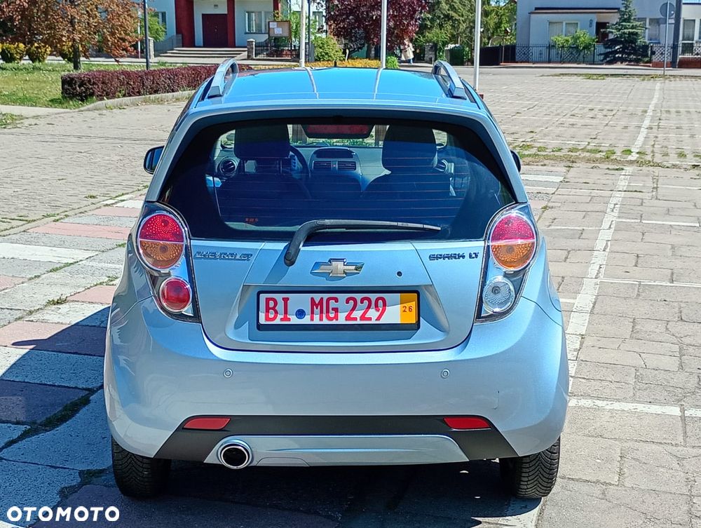 Chevrolet Spark - 5