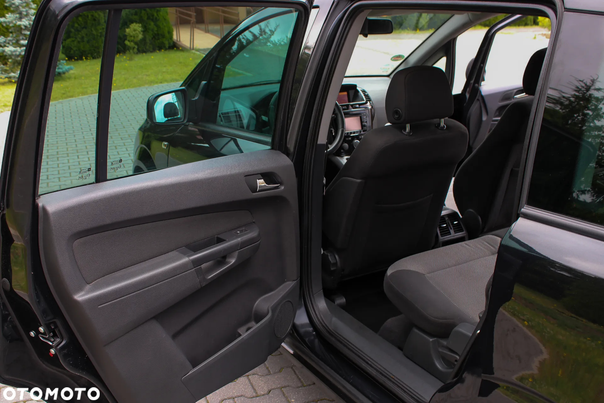 Opel Zafira 1.8 Navi - 29
