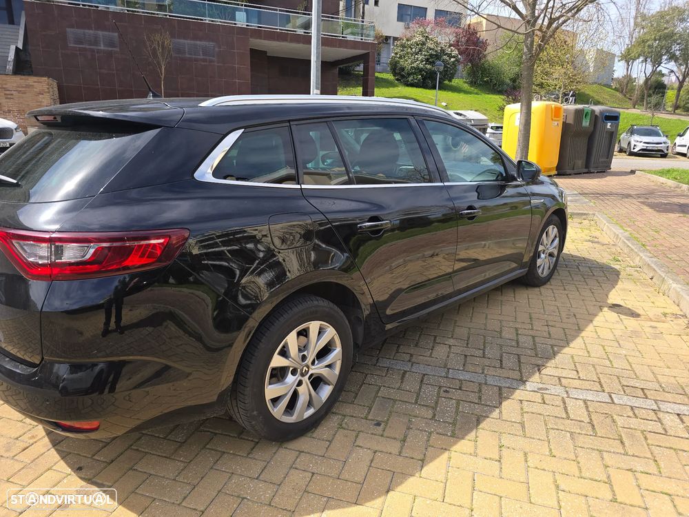 Renault Mégane Sport Tourer 1.5 Blue dCi Limited - 4