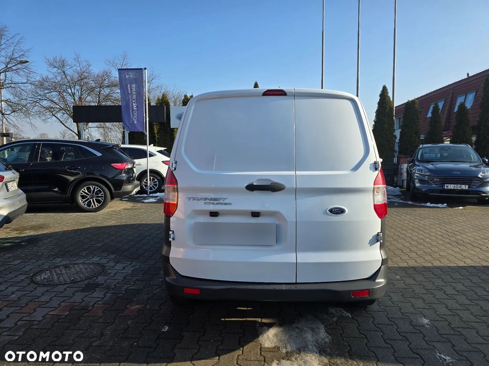 Ford courier - 7