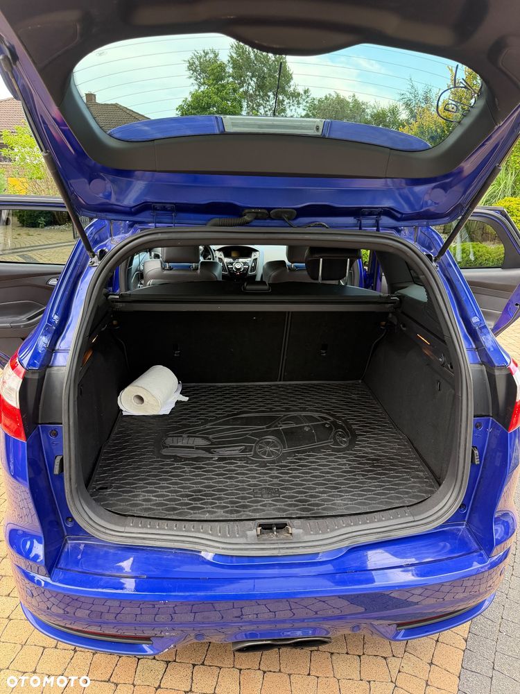 Ford Focus 2.0 EcoBoost ST - 7