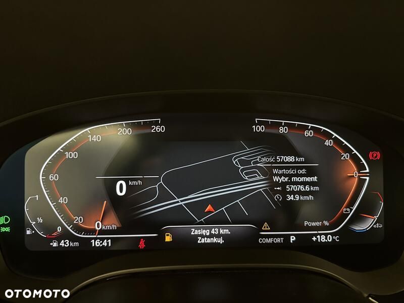 BMW Seria 5 520i mHEV - 14