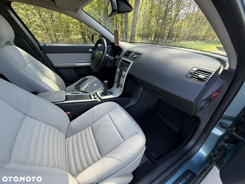 Volvo S40 - 9