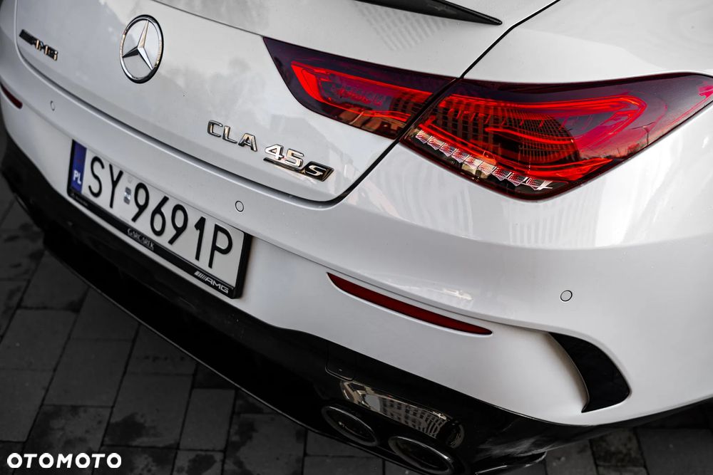 Mercedes-Benz CLA - 9