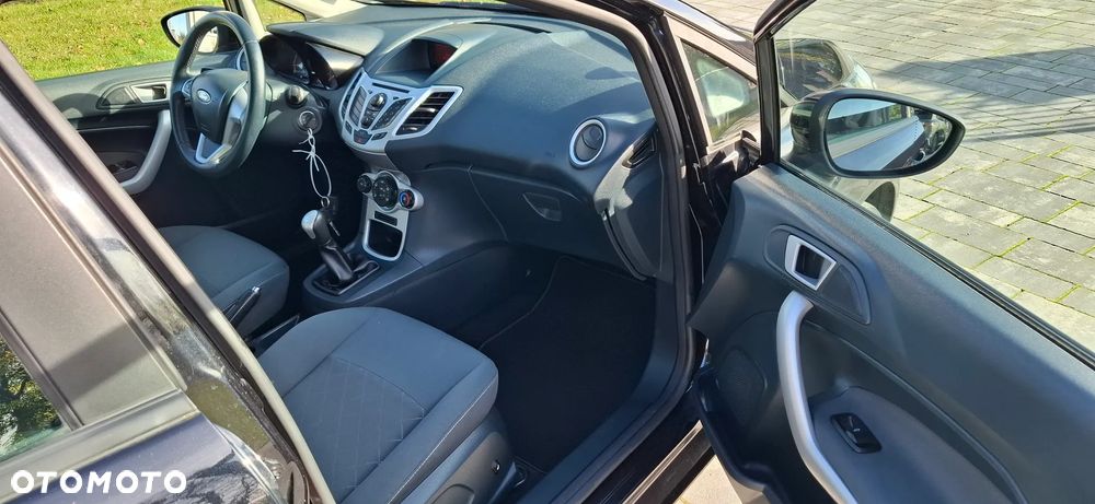 Ford Fiesta 1.25 Champions Edition - 8