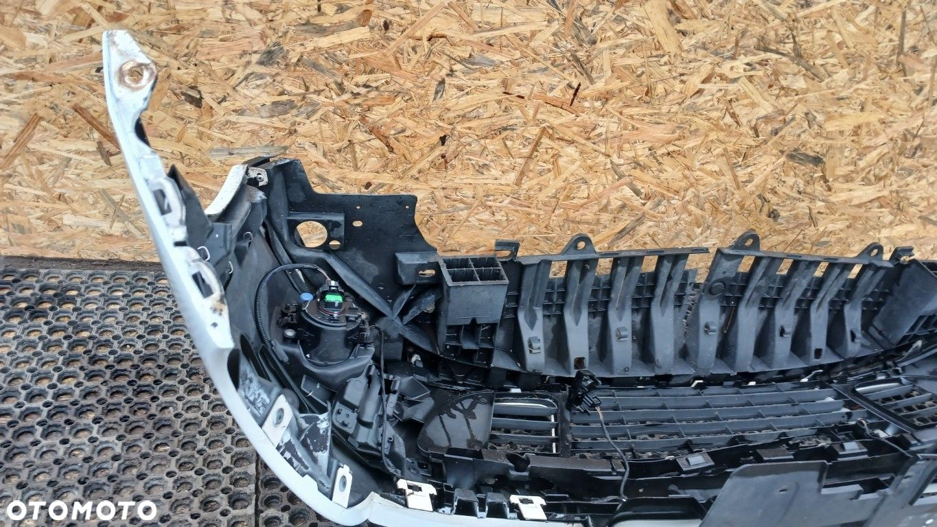 RENAULT MEGANE III CABRIO ZDERZAK PRZÓD OV369 HALOGEN  PDC - 12
