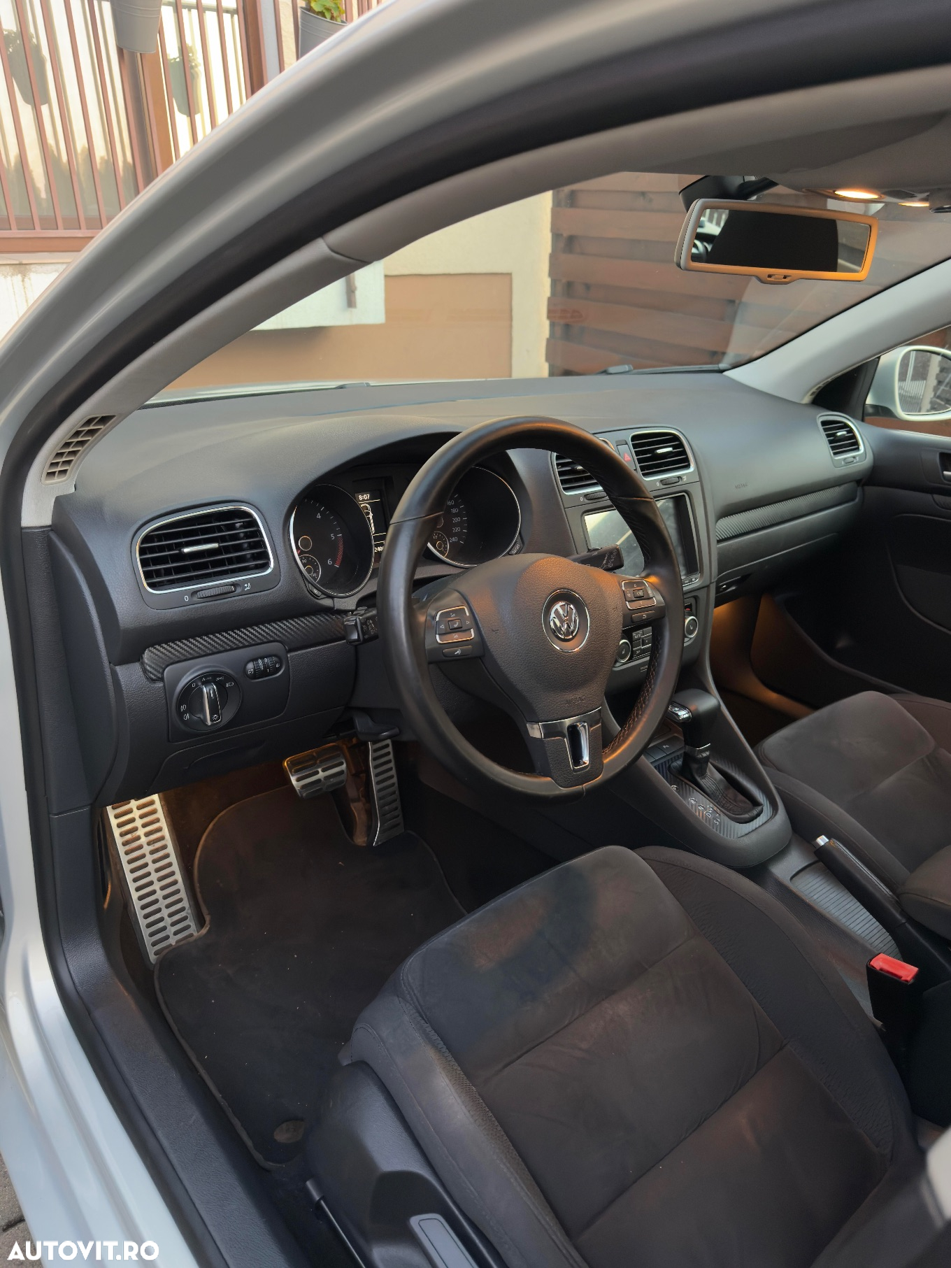 Volkswagen Golf Variant 2.0 TDI DPF DSG Highline - 13