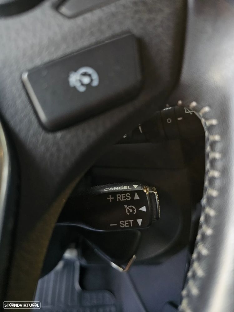 Toyota Auris 1.6 D-4D Comfort+Navi - 14