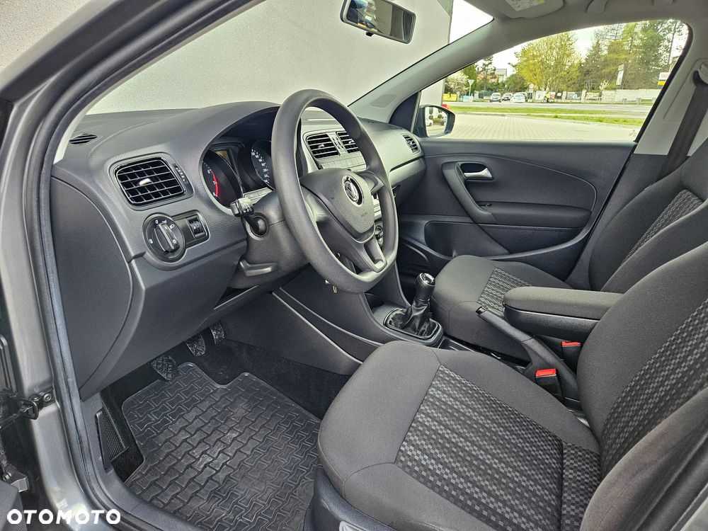 Volkswagen Polo 1.0 Trendline - 21