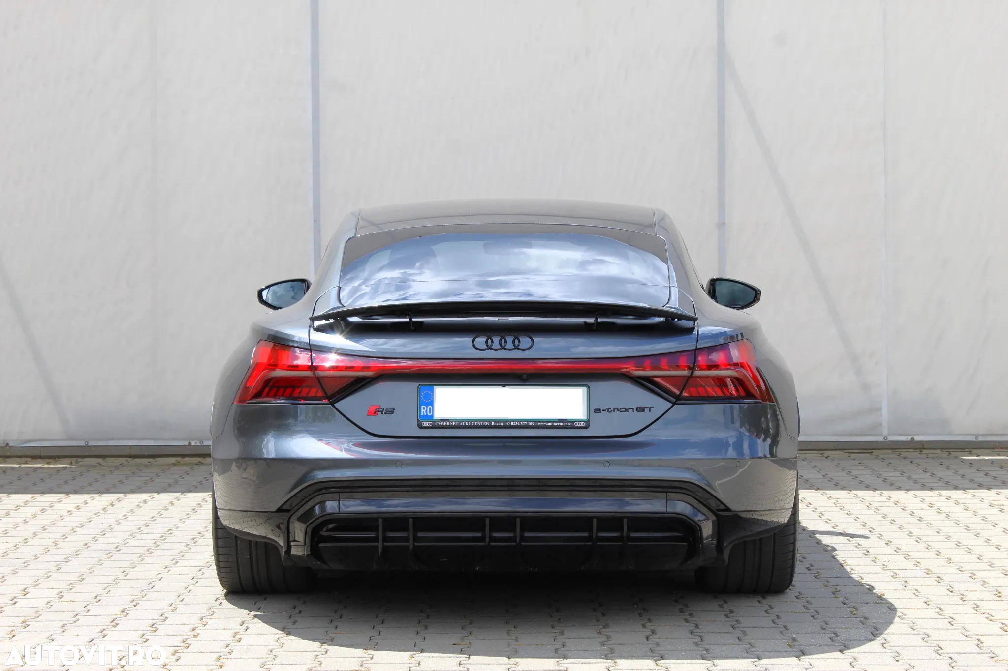 Audi e-tron GT - 4