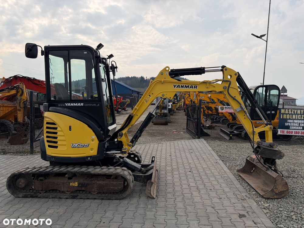 Yanmar Vio25 - 5