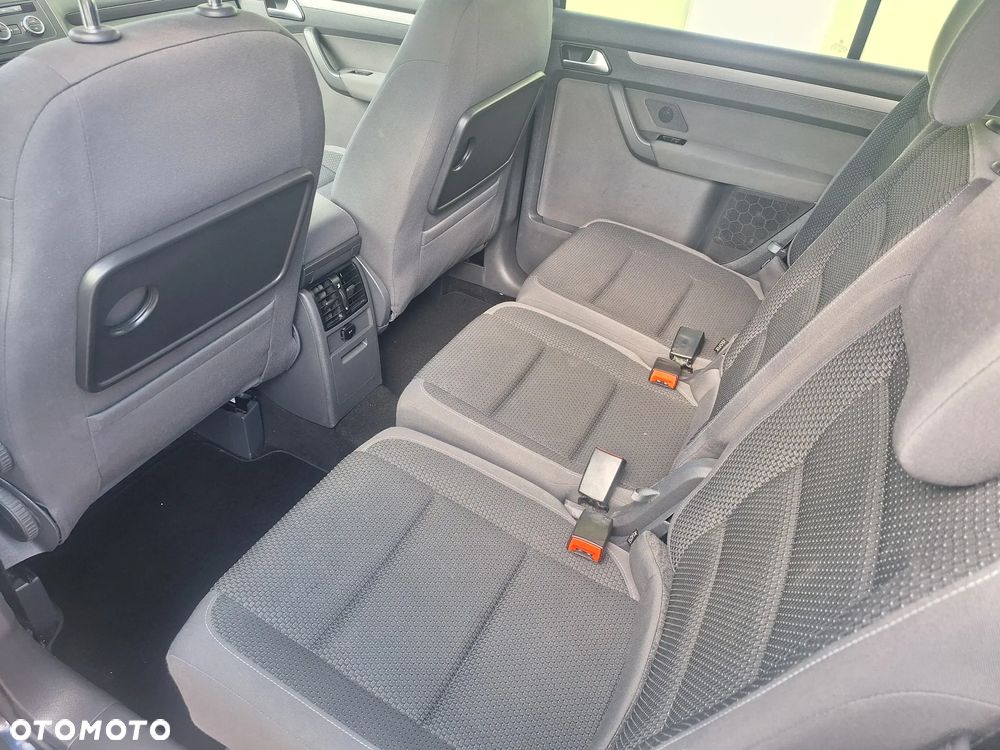 Volkswagen Touran 1.2 TSI BlueMotion Technology Highline - 11