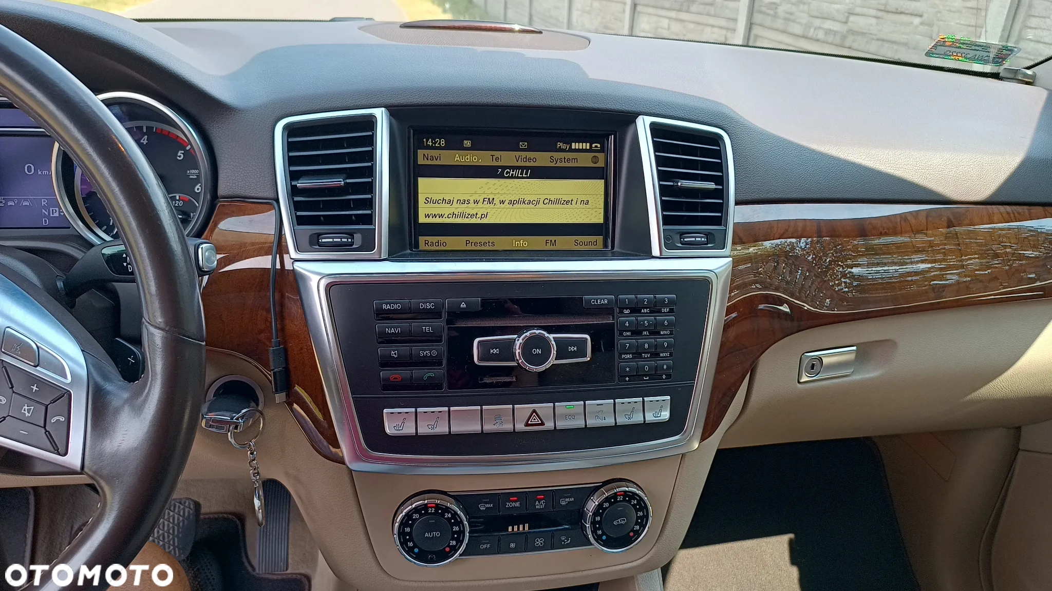 Mercedes-Benz ML 350 BlueTec 4-Matic - 12