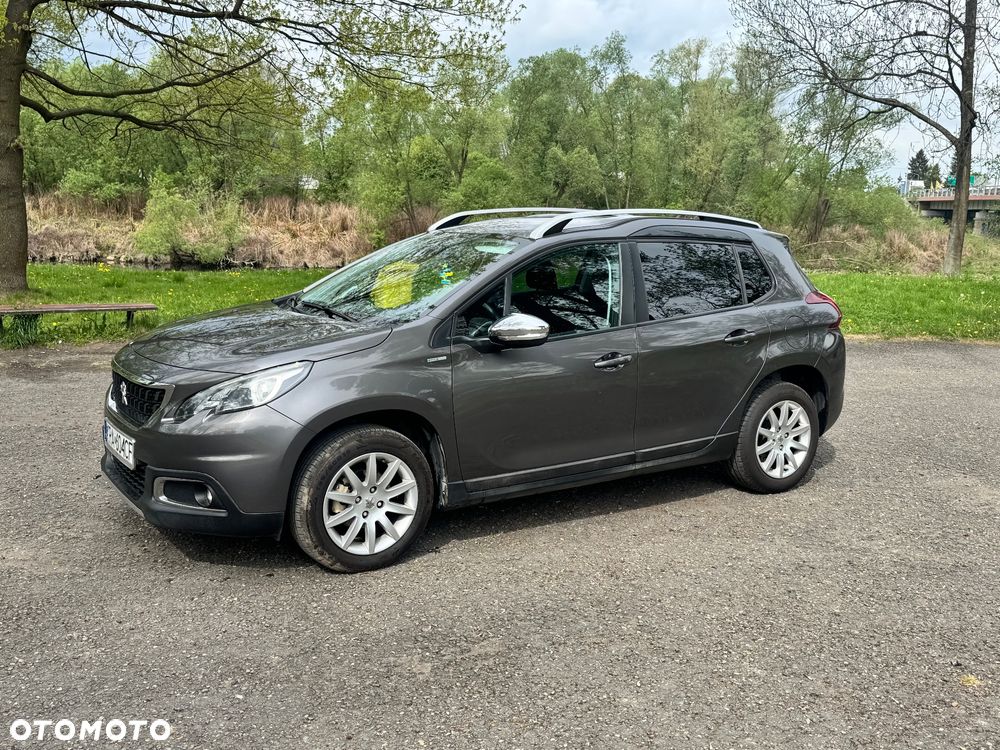 Peugeot 2008 1.6 BlueHDi Style - 2