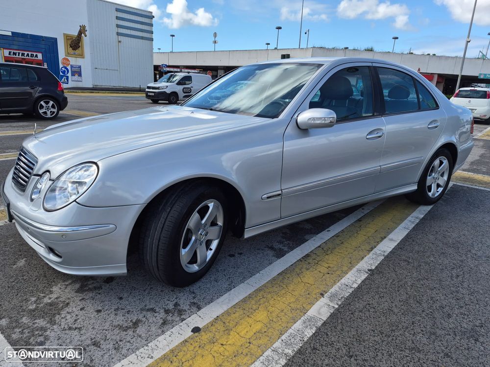 Mercedes-Benz E 220 CDI Avantgarde Aut. - 1
