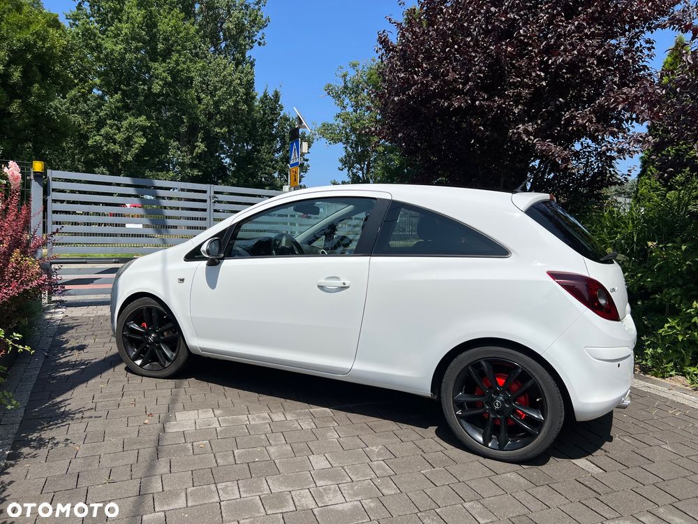 Opel Corsa 1.4 16V Color Edition - 3