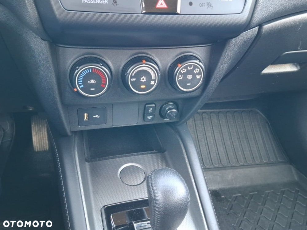 Mitsubishi ASX 2.0 Invite CVT - 22